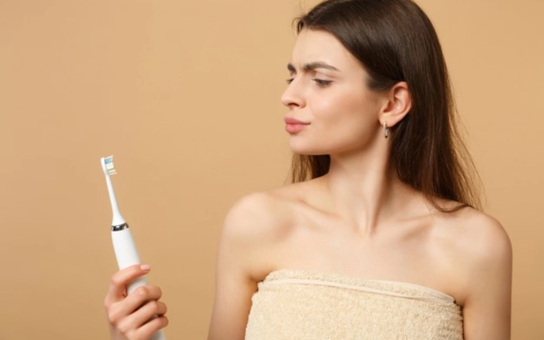 How To Clean An Electric Toothbrush?