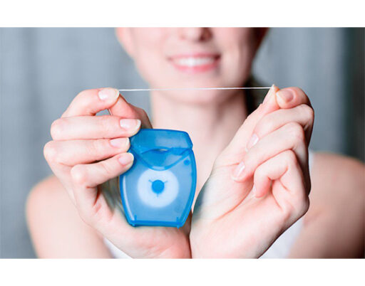 What’s the Best Way to Floss Your Teeth?