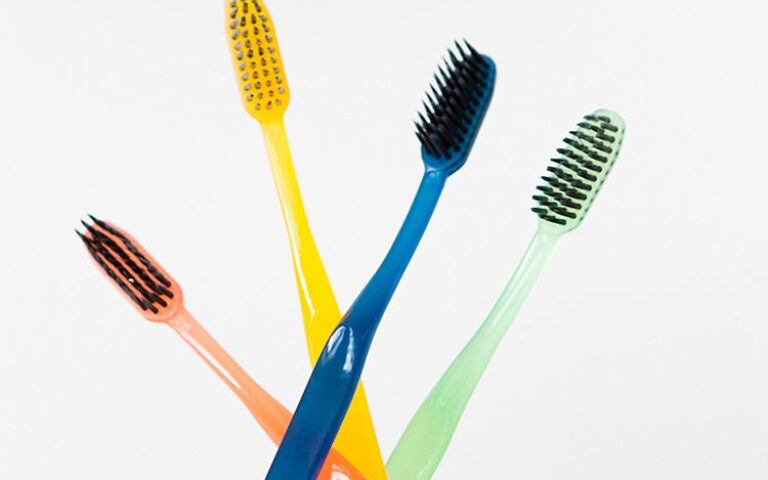 The Role of Toothbrushes in Orthodontic Care
